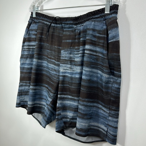 Lululemon Surge lined striped shorts size XL - Picture 2 of 11